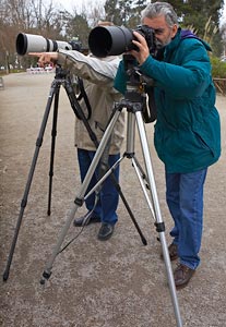 Antonio Vázquez y Roberto Tolín con la Nikon y la Canon respectivamente